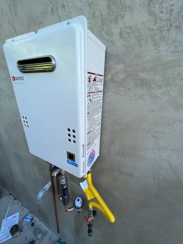 Tankless water heater installation for Bowe Gardens homes
